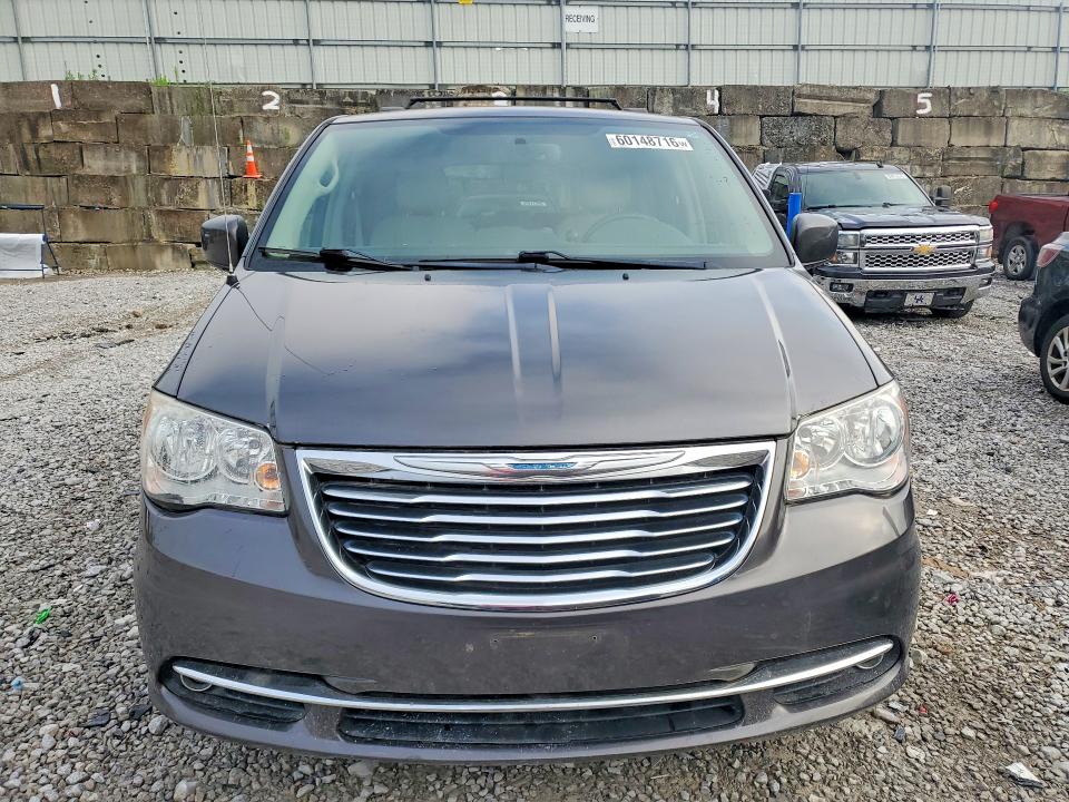 2016 Chrysler Voyager VIN 2C4RC1BG8GR260855 COPART salvage auction — MINOR DENT/SCRATCHES, Oh - Certificate Of Title, sold $1,150 on 2026-07-31 (photo 5)