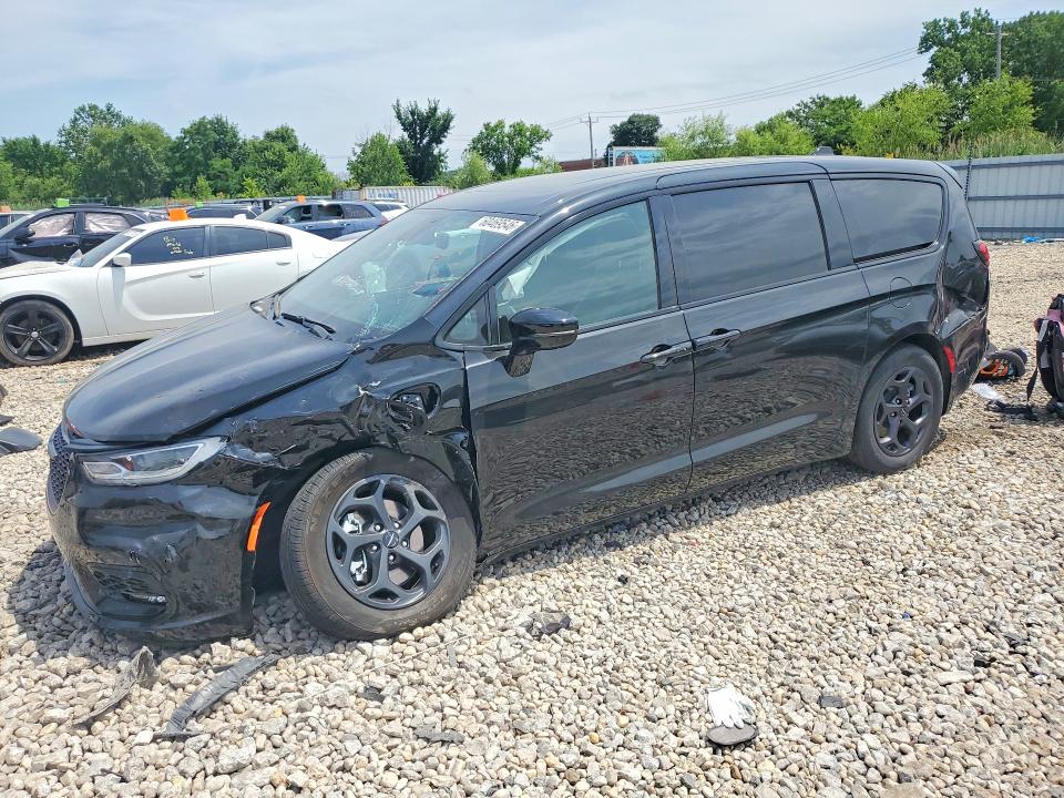 2023 Chrysler Pacifica VIN 2C4RC1S77PR584461 — COPART salvage auction photo