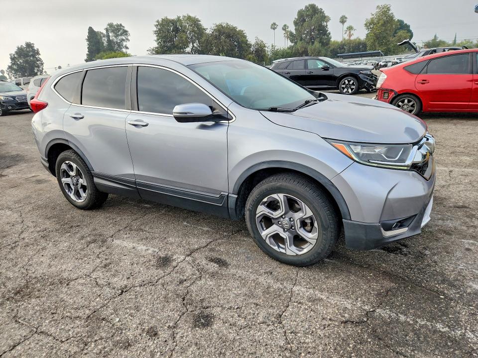 2019 Honda Cr-v VIN 7FARW2H89KE016704 COPART salvage auction — MINOR DENT/SCRATCHES, CA - CERT OF TITLE-SALVAGED, sold $4,350 on 2026-07-24 (photo 4)