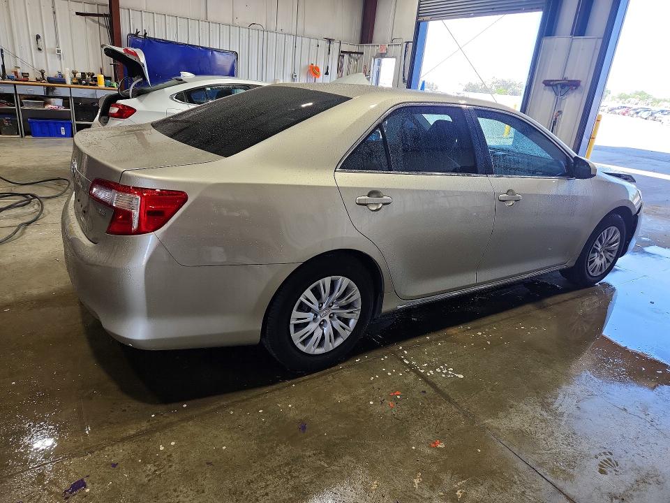 2014 Toyota Camry VIN 4T4BF1FKXER437737 COPART salvage auction — FRONT END, Id - Salvage Certificate Of Title, sold $2,499 on 2026-08-08 (photo 3)