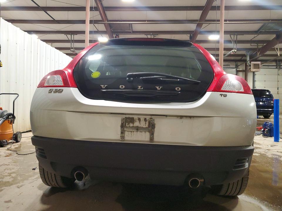 2010 Volvo C30 VIN YV1672MK7A2174466 COPART salvage auction — FRONT END, PA - CERTIFICATE OF SALVAGE, sold $175 on 2026-07-24 (photo 6)