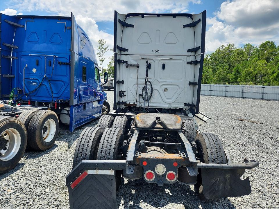 2021 Freightliner Cascadia 126 VIN 3AKJHHDR9MSLY3930 COPART salvage auction — FRONT END, GA - CERT OF TITLE-SALVAGE, sold $28,000 on 2026-08-20 (photo 6)
