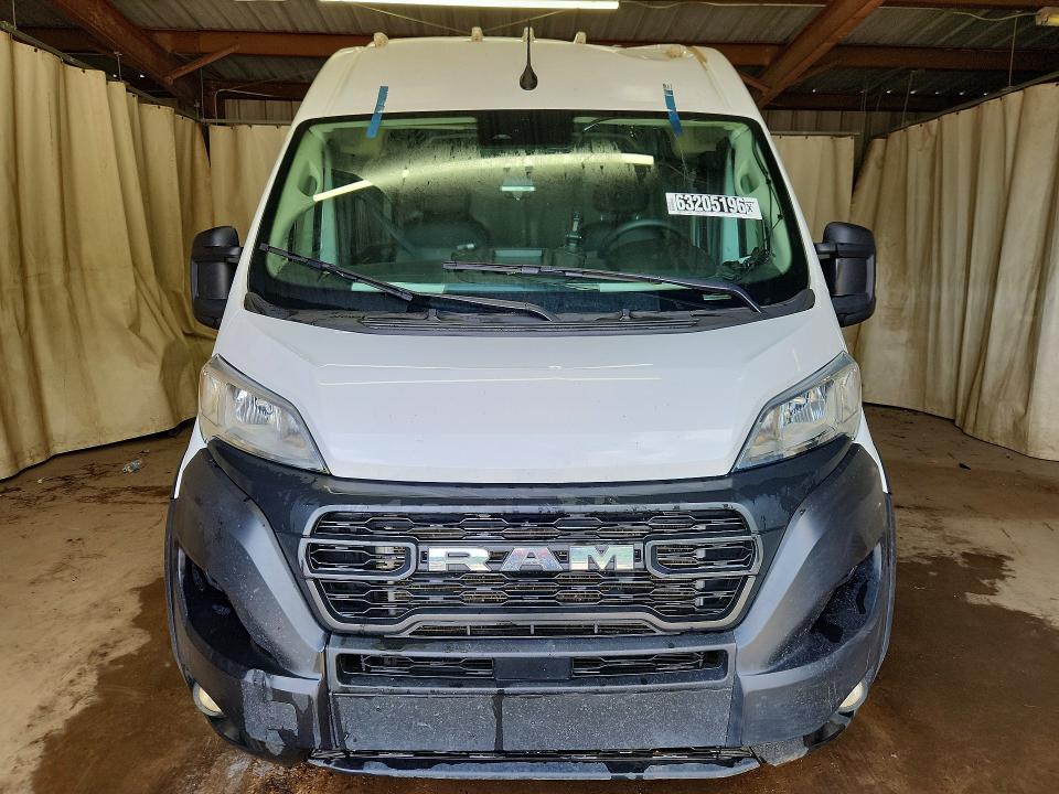 2025 Ram Promaster 2500 VIN 3C6LRVCG5SE512010 COPART salvage auction — MINOR DENT/SCRATCHES, OK - CERTIFICATE OF TITLE (P), sold $10 on 2026-08-03 (photo 5)