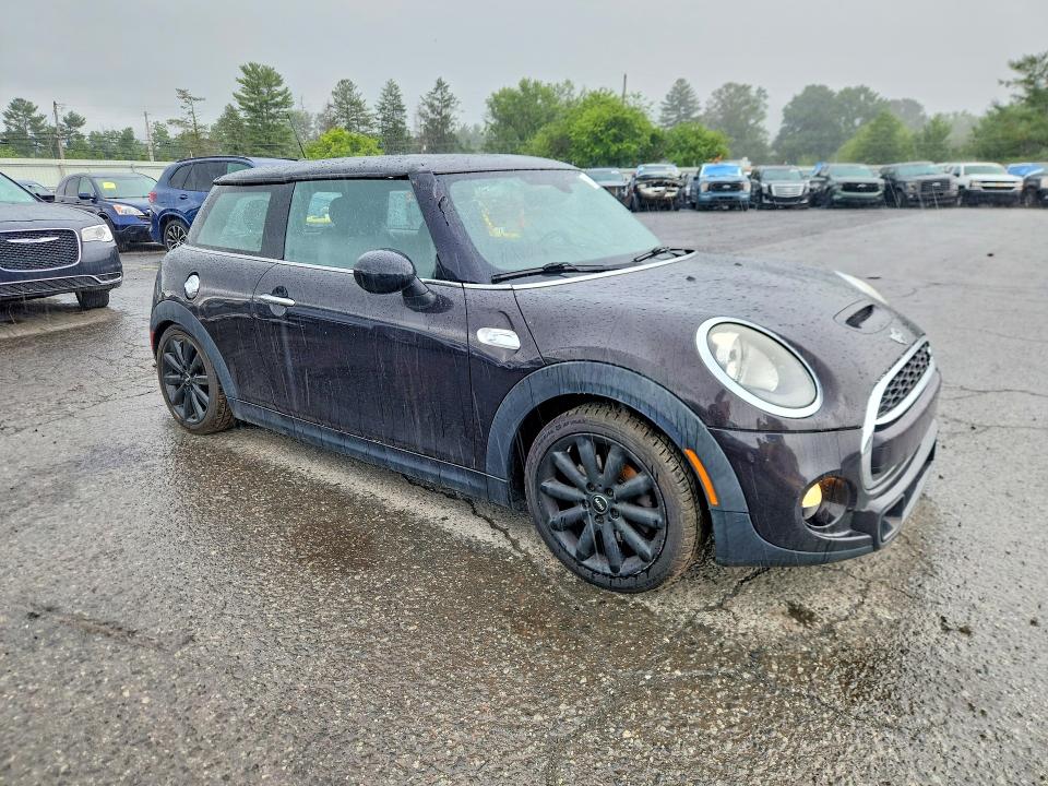2015 Mini VIN WMWXP7C56F2A38176 COPART salvage auction — ROOF, Pa - Certificate Of Salvage, sold $1,800 on 2026-07-14 (photo 4)