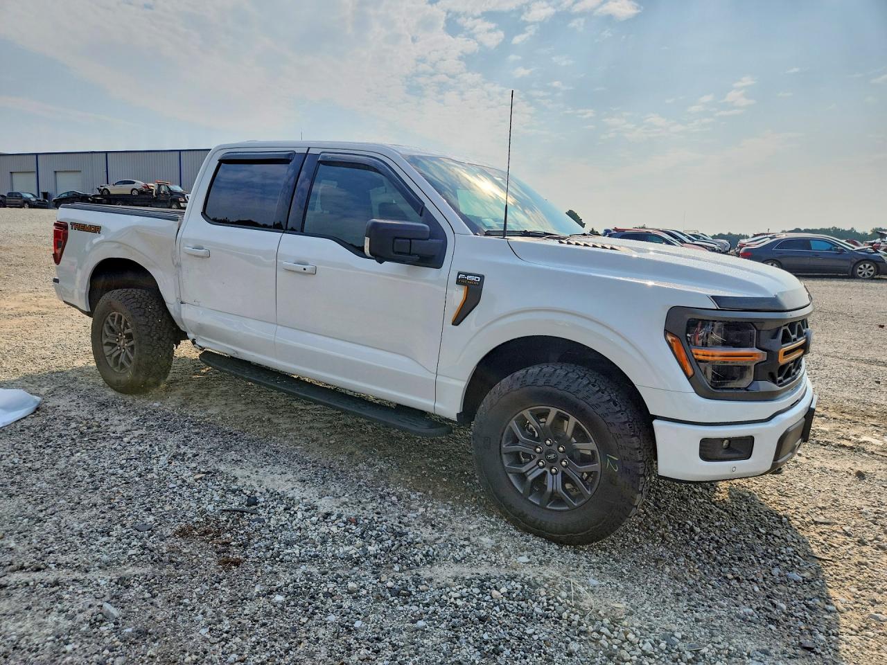 2025 Ford F-150 Lightning VIN 1FTFW4L54SFC25223 COPART salvage auction — Side, GA - CERT OF TITLE-SALVAGE, sold $30,000 on 2026-08-19 (photo 4)