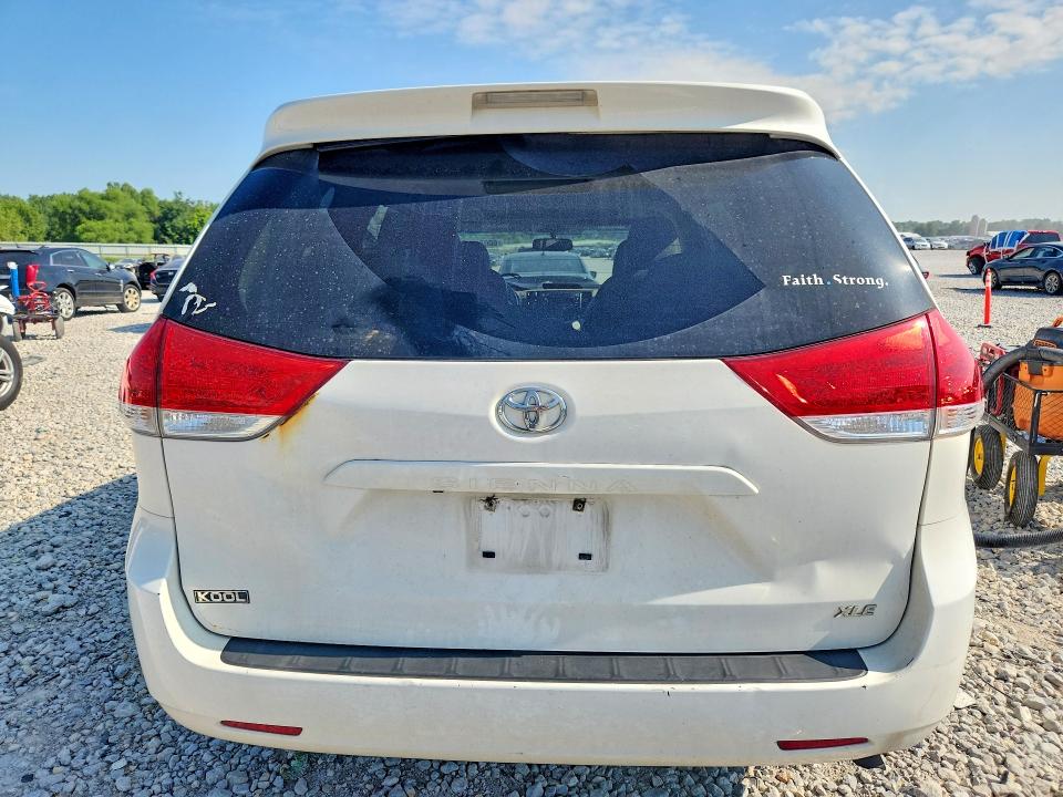 2014 Toyota Sienna VIN 5TDYK3DC6ES421325 COPART salvage auction — FRONT END, MI - CERTIFICATE OF TITLE, sold $200 on 2026-07-23 (photo 6)