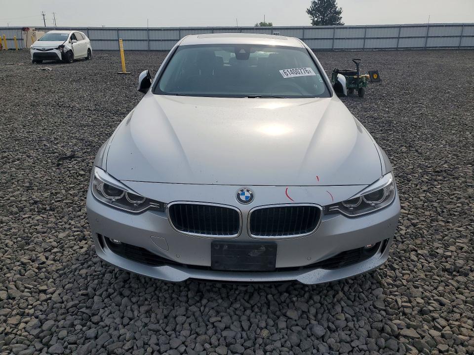 2015 BMW 3er VIN WBA3B5C57FF962505 COPART salvage auction — REAR END, WA - BILL OF SALE, sold $375 on 2026-07-29 (photo 5)