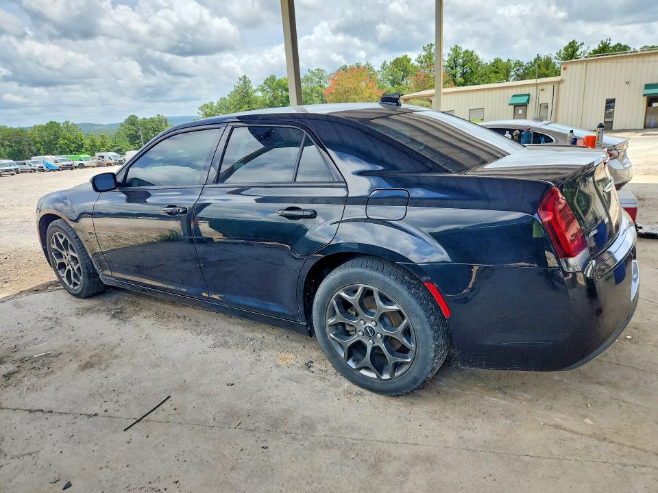 2018 Chrysler 300 VIN 2C3CCAGG6JH267268 COPART salvage auction — NORMAL WEAR, AL - CERTIFICATE OF TITLE, sold $825 on 2026-07-28 (photo 2)