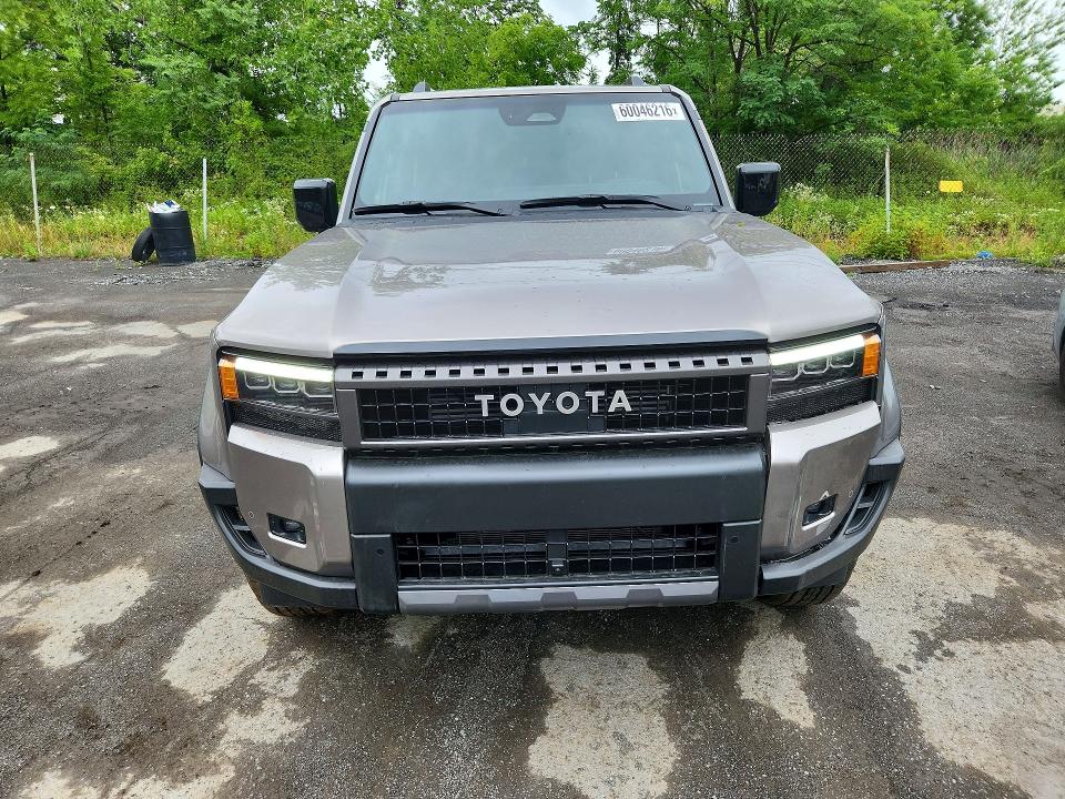 2026 Toyota Land cruiser VIN JTEABFAJ5T5022040 COPART salvage auction — SIDE, NJ - CERT OF TITLE W/SALVAGE HISTOR, sold $48,500 on 2026-08-27 (photo 5)