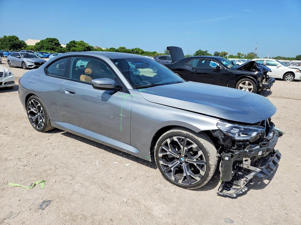 2025 BMW 2er VIN 3MW23CM02S8F38779 COPART salvage auction — FRONT END, Fl - Cert Of Title Slvg Rebuildable, sold $11,600 on 2026-08-13 (photo 4)