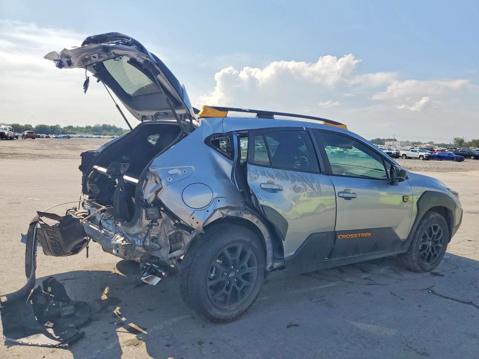 2024 Subaru Xv VIN 4S4GUHU64R3763534 COPART salvage auction — REAR END, Il - Salvage Certificate, sold $7,500 on 2026-07-20 (photo 3)