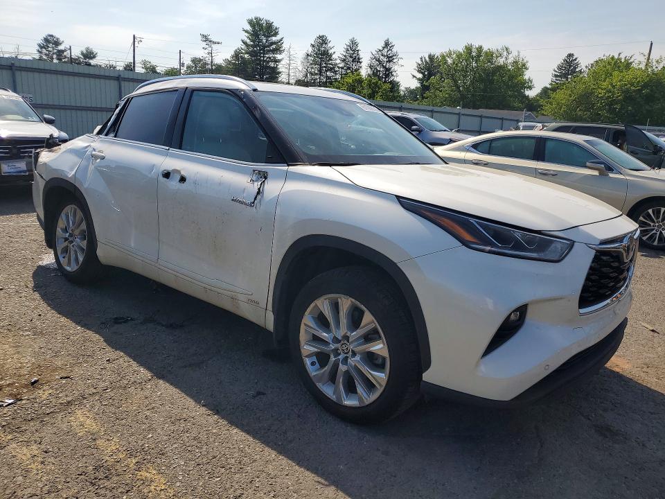 2021 Toyota VIN 5TDXBRCH7MS531164 COPART salvage auction — FRONT END, PA - CERTIFICATE OF SALVAGE, sold $3,100 on 2026-07-28 (photo 4)