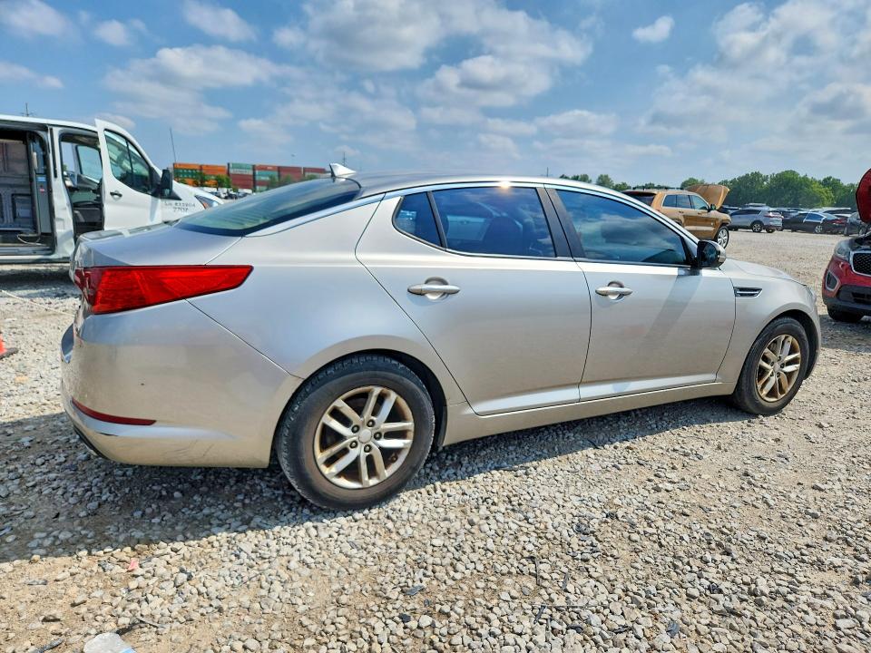 2013 Kia Optima VIN KNAGM4A7XD5433014 COPART salvage auction — VANDALISM, Oh - Certificate Of Title, sold $500 on 2026-07-17 (photo 3)