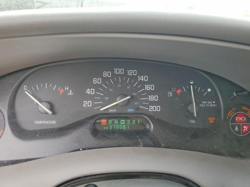 2002 Buick Century VIN 2G4WS52J121279548 COPART salvage auction — REAR END, AB - BOS - SALVAGE, sold $175 on 2026-09-08 (photo 9)