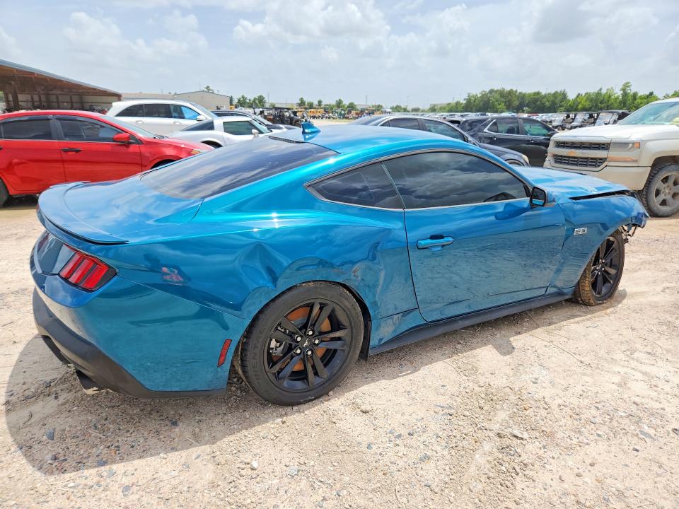 2026 Ford Mustang VIN 1FA6P8CF4T5400564 COPART salvage auction — FRONT END, TX - SALVAGE VEHICLE TITLE, sold $17,500 on 2026-07-31 (photo 3)