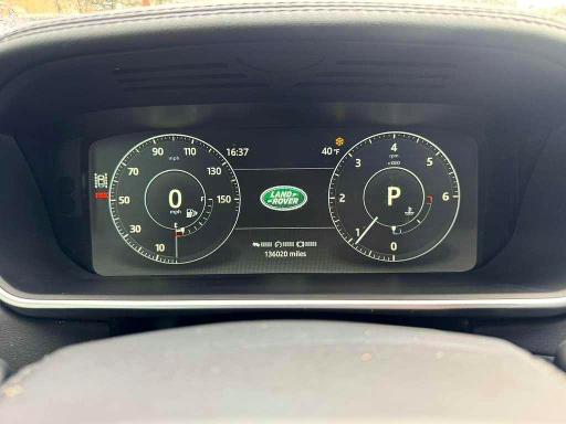 2017 Land rover RANGE ROVER VIN SALGR2FK6HA329227 COPART salvage auction — NORMAL WEAR, Nc - Certificate Of Title (P), sold $10,800 on 2026-07-31 (photo 8)