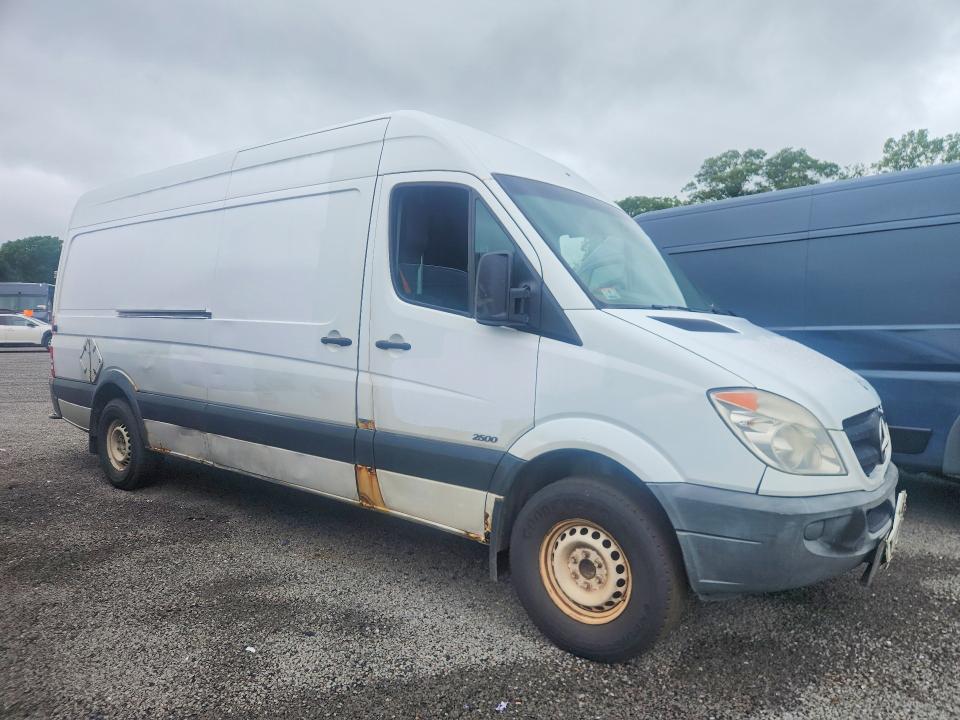 2012 Mercedes-benz Sprinter VIN WD3PE8CB1C5699975 COPART salvage auction — MECHANICAL, MA - CERTIFICATE OF TITLE, sold $125 on 2026-08-04 (photo 4)