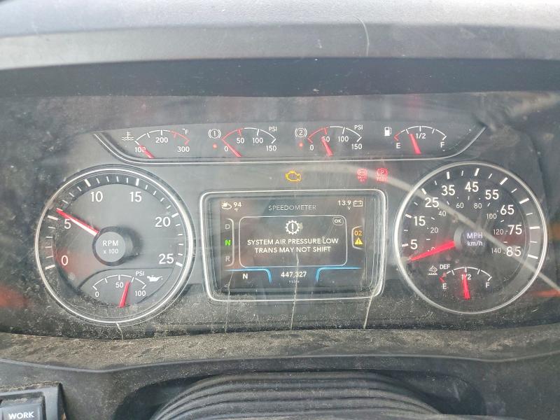 2021 International Lt VIN 3HSDZTZR5MN347547 COPART salvage auction — MINOR DENT/SCRATCHES, KS - CERTIFICATE OF TITLE, sold $16,900 on 2026-07-28 (photo 8)