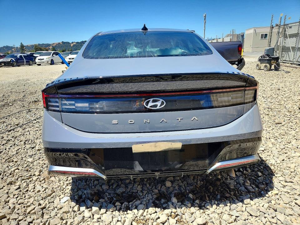 2025 Hyundai Sonata VIN KMHL64JA1SA453255 COPART salvage auction — FRONT END, AZ - CERT OF TITLE- NON REPAIR, sold $525 on 2026-07-22 (photo 6)