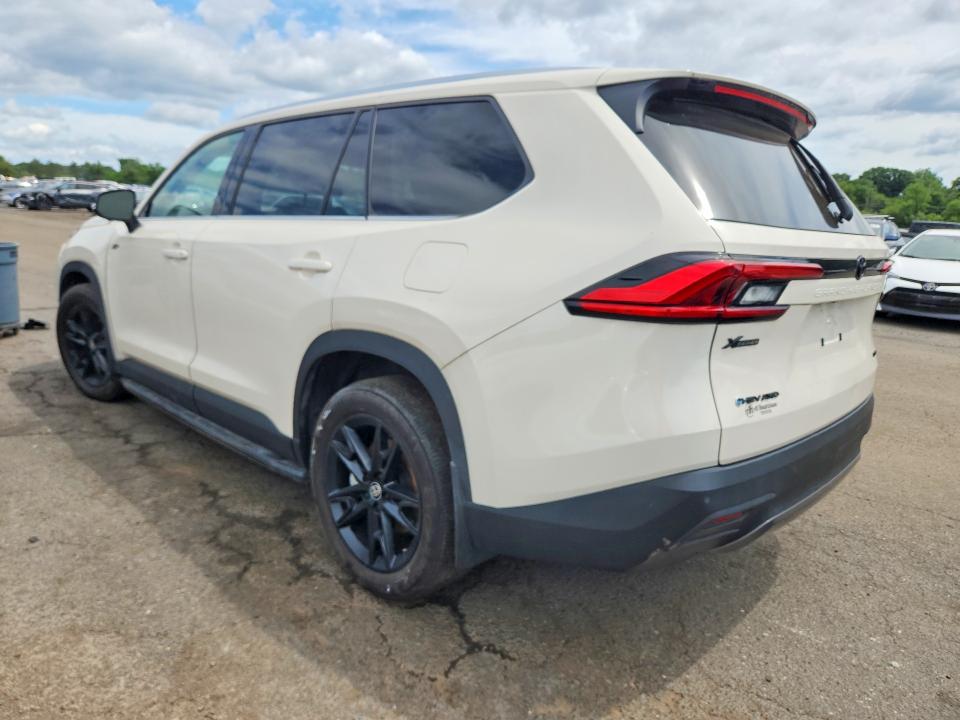 2024 Toyota Highlander VIN 5TDACAB58RS018797 COPART salvage auction — MINOR DENT/SCRATCHES, Fl - Cert Of Title-Rebuilt, sold $20,000 on 2026-07-23 (photo 2)