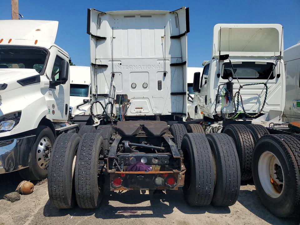 2019 International VIN 3HSDZAPR6KN333659 COPART salvage auction — MINOR DENT/SCRATCHES, NJ - CERTIFICATE OF TITLE, sold $1,800 on 2026-07-28 (photo 6)