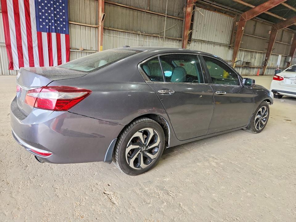2017 Honda Accord VIN 1HGCR2F81HA137600 COPART salvage auction — VANDALISM, La - Cert Of Title-Salvage, sold $3,850 on 2026-07-31 (photo 3)
