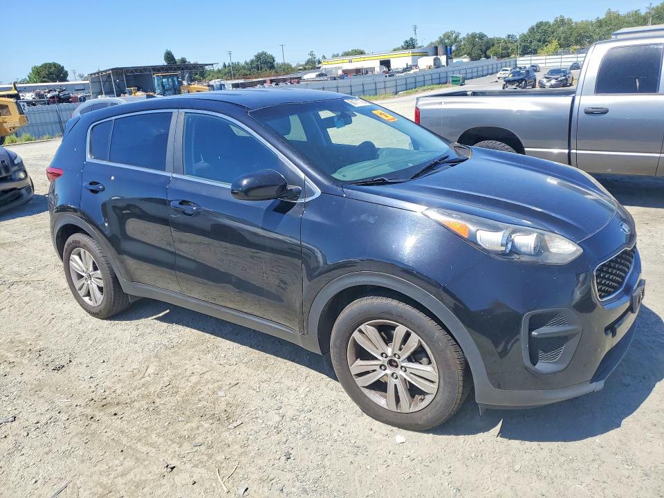 2017 Kia Sportage VIN KNDPM3AC6H7079142 COPART salvage auction — MINOR DENT/SCRATCHES, CA - DIS/DLR/EXP ONLY CLEAN TITLE, sold $2,350 on 2026-07-14 (photo 4)
