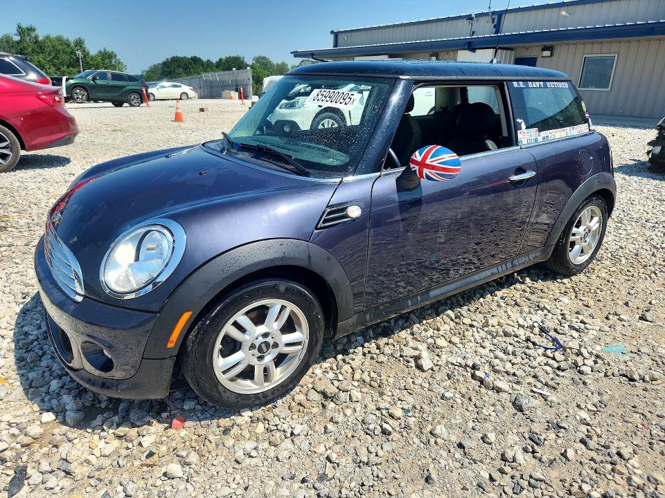 2013 Mini VIN WMWSU3C56DT374863 COPART salvage auction — SIDE, Mi - Certificate Of Title, sold $1,050 on 2026-08-13 (photo 1)