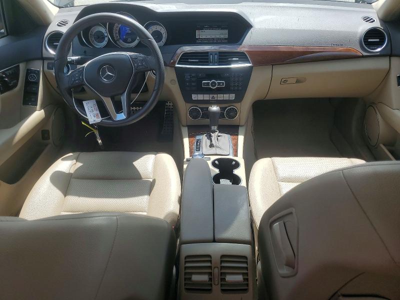 2014 Mercedes-benz C-klasse VIN WDDGF8AB6EA941813 COPART salvage auction — REAR END, Mo - Salvage Certificate Of Title, sold $2,150 on 2026-08-18 (photo 8)