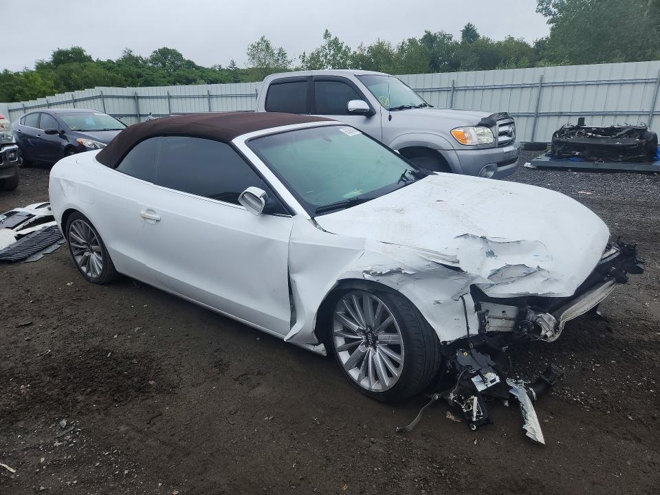 2010 Audi A5 VIN WAULFAFH2AN018273 COPART salvage auction — FRONT END, MA - CERT OF TITLE-RECONSTRCTD COLL, sold $400 on 2026-08-19 (photo 4)