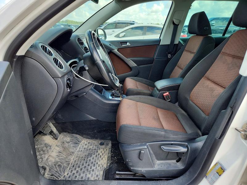 2009 Volkswagen Tiguan VIN WVGBV75N39W521811 COPART salvage auction — NORMAL WEAR, TX - CERT OF TITLE-REBUILT SALVAGE, sold $825 on 2026-07-14 (photo 7)