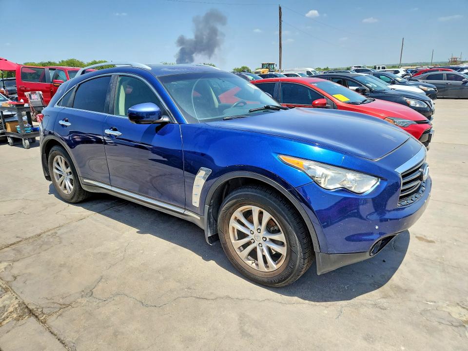 2013 Infiniti Fx VIN JN8CS1MW1DM173668 COPART salvage auction — NORMAL WEAR, Tx - Cert Of Title-Rebuilt Salvage, sold $250 on 2026-07-27 (photo 4)