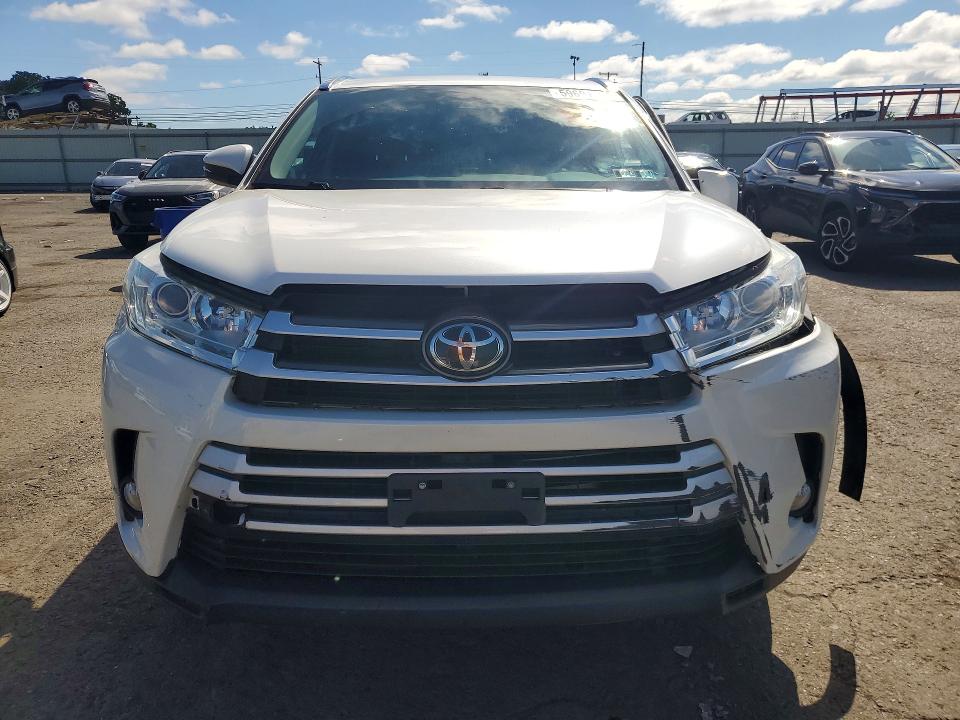 2019 Toyota Highlander VIN 5TDJZRFH3KS745031 COPART salvage auction — SIDE, Pa - Certificate Of Salvage, sold $9,000 on 2026-07-17 (photo 5)