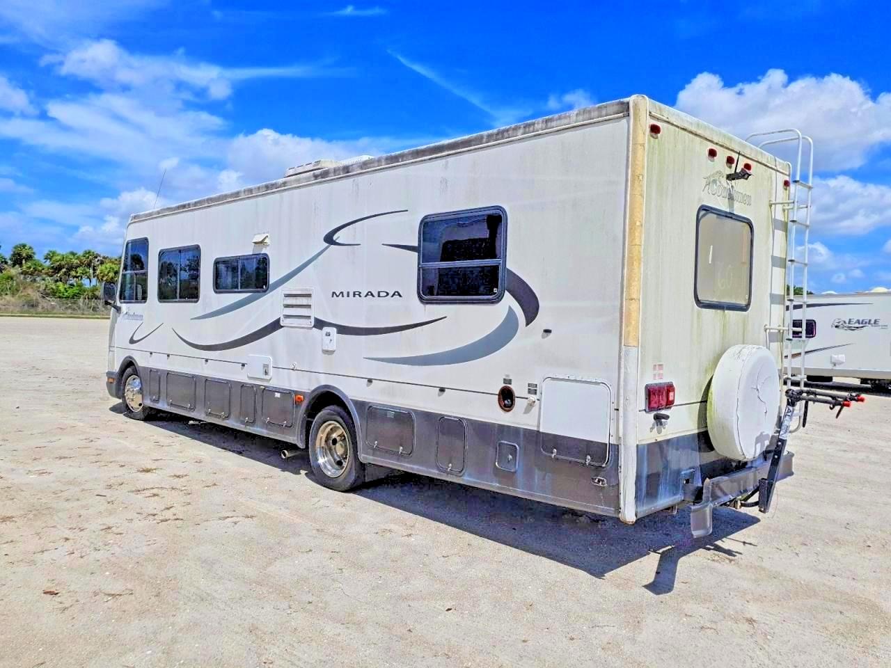 2001 Workhorse custom chassis All other VIN 5B4LP57G313332450 COPART salvage auction — Rear End, FL - CERTIFICATE OF TITLE (P), sold $100 on 2026-09-02 (photo 3)