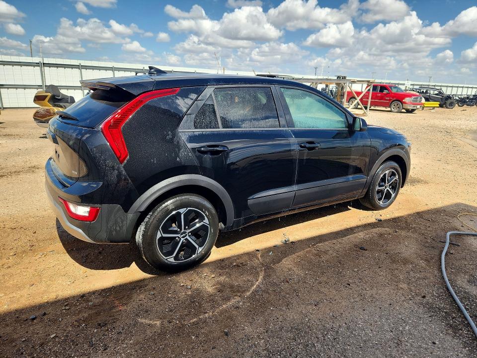 2026 Kia Niro VIN KNDCP3LE5T5332430 COPART salvage auction — MECHANICAL, TX - CERTIFICATE OF TITLE, sold $13,200 on 2026-07-27 (photo 3)