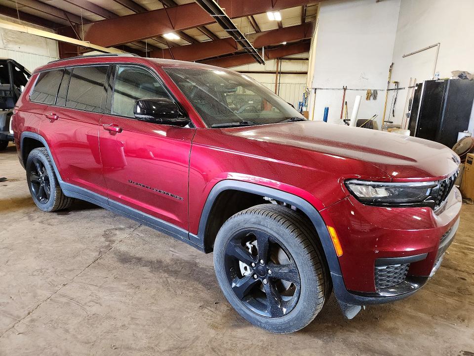 2023 Jeep Cherokee VIN 1C4RJKAG6P8702461 COPART salvage auction — SIDE, Mi - Scrap Certificate Of Title, sold $7,500 on 2026-08-21 (photo 4)