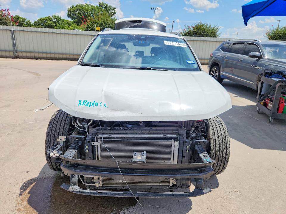 2024 Volkswagen Taos VIN 3VV5X7B28RM058071 COPART salvage auction — FRONT END, Tx - Salvage Vehicle Title, sold $4,800 on 2026-07-09 (photo 5)