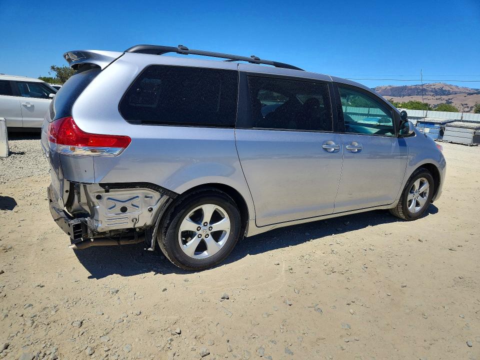 2012 Toyota Sienna VIN 5TDKK3DC1CS204770 COPART salvage auction — FRONT END, Ca - Salvage Certificate, sold $1,250 on 2026-07-28 (photo 3)