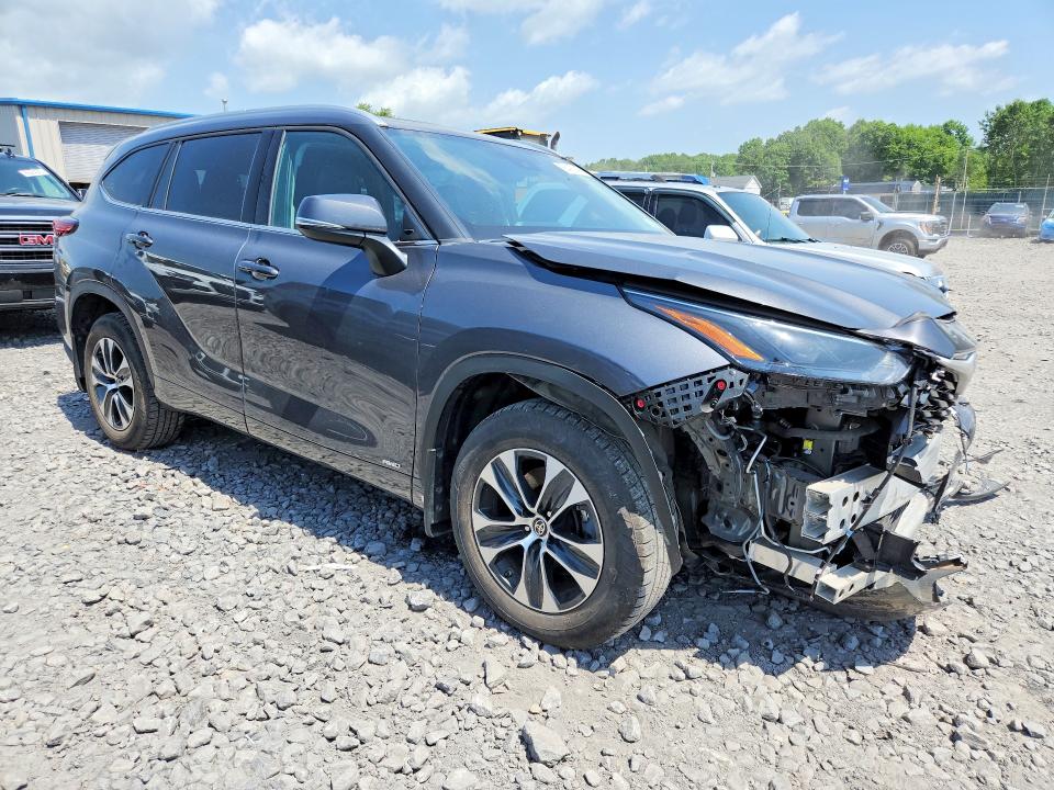 2022 Toyota Highlander VIN 5TDGBRCH5NS537756 COPART salvage auction — FRONT END, Pa - Certificate Of Salvage, sold $12,400 on 2026-07-15 (photo 4)