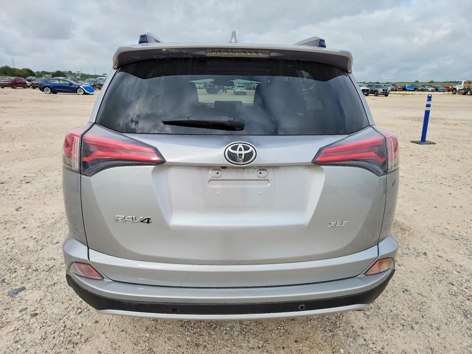 2018 Toyota Rav 4 VIN JTMWFREV9JJ208391 COPART salvage auction — WATER/FLOOD, Tx - Salvage Title-Flood Damage, sold $400 on 2026-07-30 (photo 6)