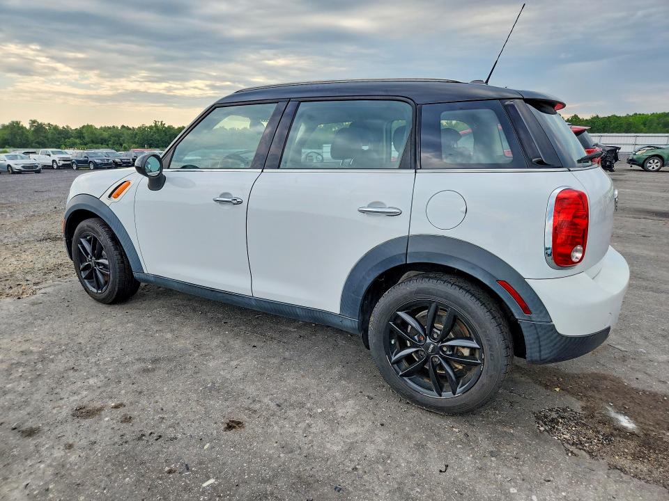 2012 Mini Cooper VIN WMWZB3C52CWM05169 COPART salvage auction — WATER/FLOOD, Va - Cert Of Title-Salvage Water, sold $300 on 2026-08-19 (photo 2)