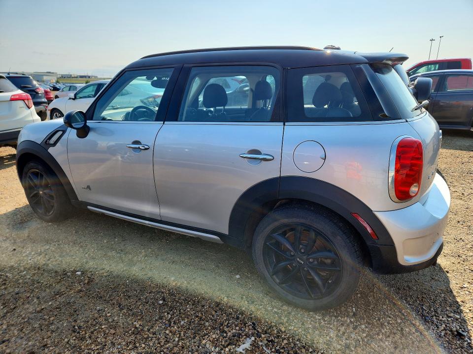 2015 Mini Cooper VIN WMWZC5C55FWT37687 COPART salvage auction — ROOF, Ab - Bos - Salvage, sold $2,200 on 2026-08-06 (photo 2)