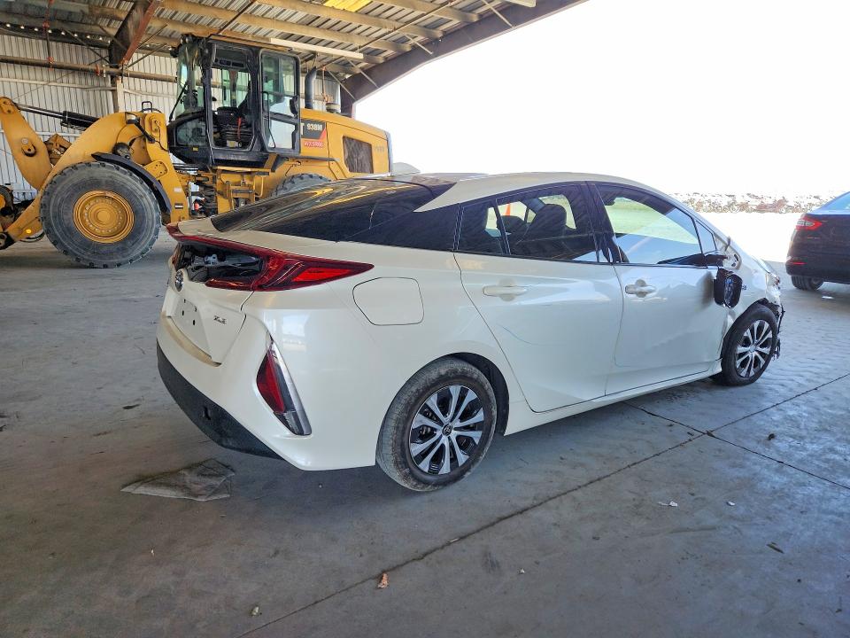 2020 Toyota Prius prime VIN JTDKARFP4L3137539 COPART salvage auction — FRONT END, CA - SALVAGE CERTIFICATE, sold $7,900 on 2026-07-27 (photo 3)