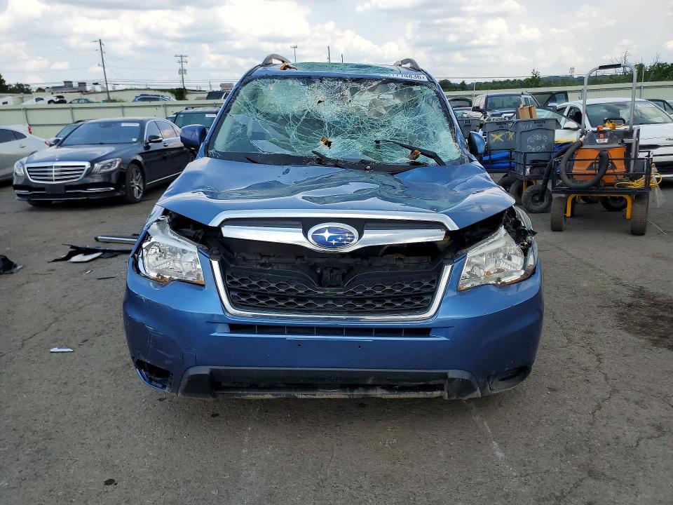 2015 Subaru Forester VIN JF2SJAFC4FH528486 COPART salvage auction — FRONT END, Pa - Certificate Of Salvage, sold $825 on 2026-07-31 (photo 5)