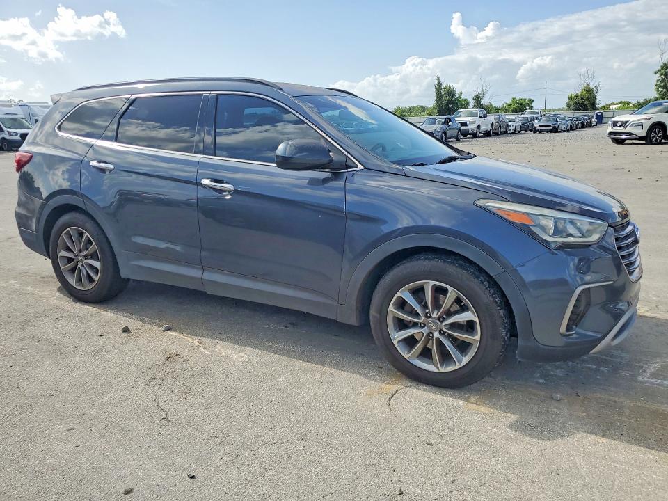 2017 Hyundai Santa fe VIN KM8SM4HF6HU223639 COPART salvage auction — MINOR DENT/SCRATCHES, FL - CERTIFICATE OF TITLE, sold $1,200 on 2026-07-21 (photo 4)