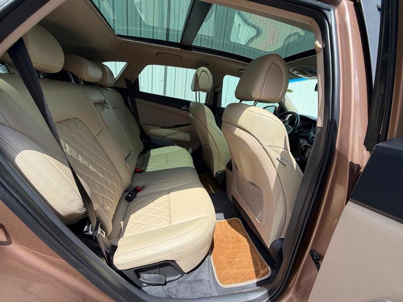 2016 Hyundai Tucson VIN KM8J33A29GU142357 COPART salvage auction — MINOR DENT/SCRATCHES, TX - CERTIFICATE OF TITLE (P), sold $3,000 on 2026-07-27 (photo 6)