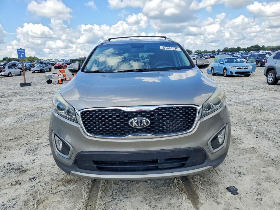 2017 Kia Sorento VIN 5XYPH4A18HG253143 COPART salvage auction — MINOR DENT/SCRATCHES, Ga - Certificate Of Title, sold $1,700 on 2026-07-27 (photo 5)
