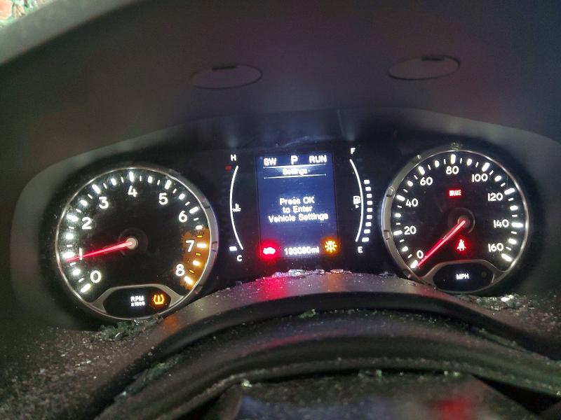 2017 Jeep Renegade VIN ZACCJBAB3HPG19042 COPART salvage auction — SIDE, PA - CERTIFICATE OF SALVAGE, sold $825 on 2026-08-10 (photo 9)