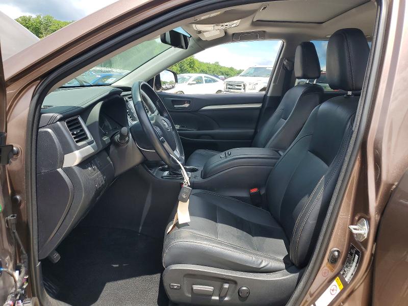 2018 Toyota Highlander VIN 5TDJZRFH7JS843381 COPART salvage auction — FRONT END, Ma - Cert Of Title-Reconstrctd Coll, sold $2,050 on 2026-07-22 (photo 7)