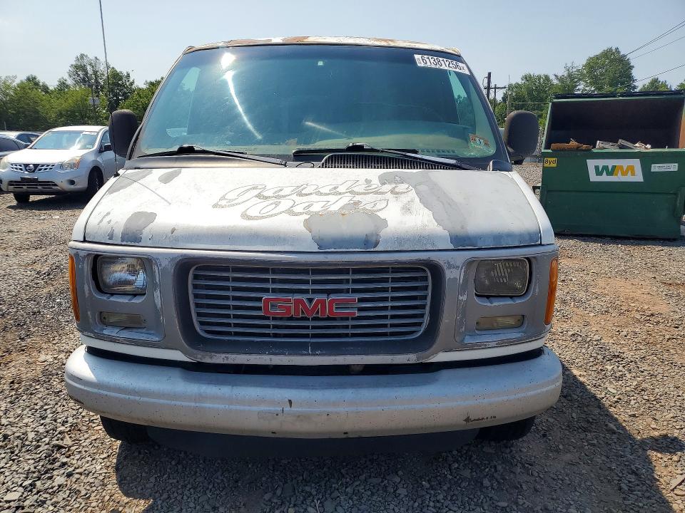 2001 Gmc Savana 3500 VIN 1GTHG39R911181550 COPART salvage auction — MINOR DENT/SCRATCHES, Nj - Certificate Of Title, sold $350 on 2026-08-03 (photo 5)